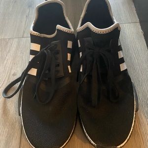 Women’s adidas size 10